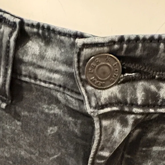 rag & bone Women's Black Acid-Wash Skinny Jeans - Picture 3 of 8